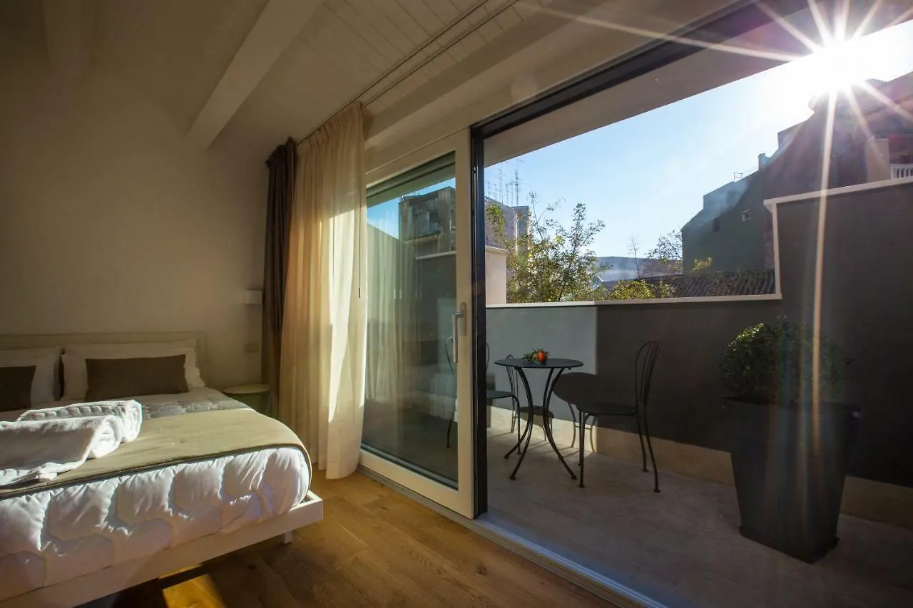 Bed & Breakfast Plebis - B&B In Sicilia Nel Centro Storico Di CTA