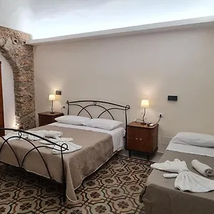 Pensjonat Sikeliafourrooms